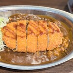 カレーハウス - ロースカツカレー。