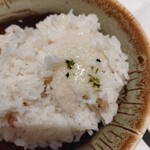 たんや善治郎 - 麦ごはんにとろろをかけて