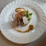 L’AUTRE MAISON 西の洞 - スモークチキンとキャロットラペ