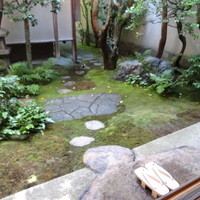 高台寺 和久傳 - 中庭に面して。。