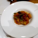 ノルマンディー - 本日のパスタ(万願寺唐辛子と賀茂なすのアラビアータ)