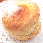 Abbey - ≪'14/08/30撮影≫ドリンクセット 850円 のscone 全粒粉とくるみ