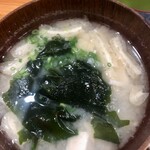 さざなみ - 味噌汁は九州の甘い白味噌