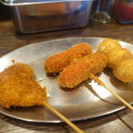 串カツ(もも・赤ウインナー・うずら卵)