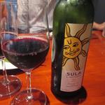 タンドールバル カマルプール - ('14/09）シラーズ赤（3100円）甘すぎず渋すぎず、飲みやすい赤ワインでした。チェリーやプラムの豊かな香りかどうかは自分にはわかりませんでした。