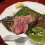 タンドールバル カマルプール - ('14/09）王様のラムはミディアムレアでの提供です。肉を喰っている実感がわく逸品です。