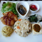 里のごちそう - 玄米菜食プレート　1180円　プレート