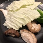 新村畜産 - 野菜がたくさん食べられます