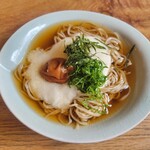 蕎麦切り よしむら - 梅とろろの冷やかけそば(税込1,300円)