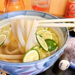 ふる里うどん  - 強さのある、滑らかコシの極上麺は
      ふる里さんでないと出せません(〃￣ω￣)σ
