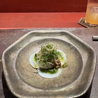 Ji-Cube - 1皿目
                    中国茶で煮たタコの山椒ソース