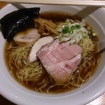 麺肴 今日から - 魚介スープの杉樽しょう油ラーメン