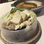 横浜中華街 薬膳火鍋 大草原 - 