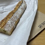 カフェ クラフツマン ベース - フランス産小麦のバゲット(ハーフ)！