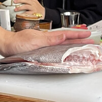 あそび割烹 さん葉か - 目の前で夜の仕込みが始まる