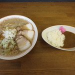 喜多方食堂 - 醤油ラーメン６００円＋ミニカレー２００円