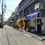 豚ギャング - 外観 遠景