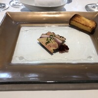 シェ・イノ - 
