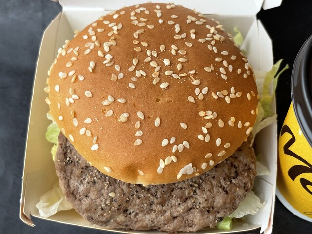 マクドナルド 鶴岡ＩＺＭＯ店 - 鶴岡（ハンバーガー）の写真