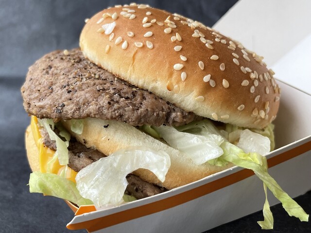 マクドナルド 鶴岡ＩＺＭＯ店 - 鶴岡（ハンバーガー）の写真