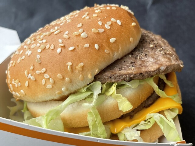 マクドナルド 鶴岡ＩＺＭＯ店 - 鶴岡（ハンバーガー）の写真