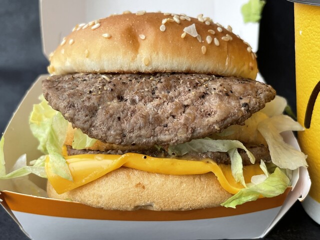 マクドナルド 鶴岡ＩＺＭＯ店 - 鶴岡（ハンバーガー）の写真