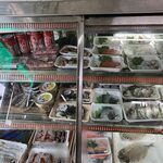 呑める魚屋 魚徳 - 