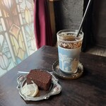 エセルの中庭 - 