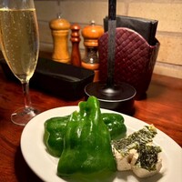 カルネジーオ イースト - 