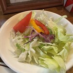 停車場 - サラダはフレンチドレッシング