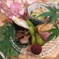 銀座 きた川 - 庄内麩の蒲焼き、タコ、あさりと白瓜のぬた和え、枝豆の紹興酒漬け、山桃の赤ワイン煮、鴨ロース、