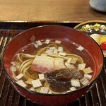 鎌倉 北じま - ミンク鯨のラーメン（Sサイズ）
      北じまさんの定番、スープが美味しい♪
