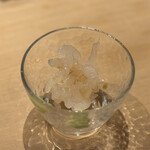 すしやのたい悟 - 富山産白海老刺し（グルマンじゅんさん）