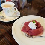 赤い屋根の喫茶店 駅舎 - 