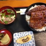 炭火焼うなぎ 東山物産 - 中