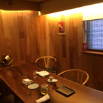 カセント - 2014年9月再訪。引きだとこんな感じのお部屋。