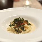 藤右ェ門 栄 - 本能的に美味しくて好き！調理技術ではないけど私は好き。私が家で作るのと似てるカロリーの力技！みたいな美味しさ。