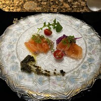 虎幻庭 関内店 - サーモンのカルパッチョ
