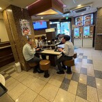 名代 富士そば - 店内