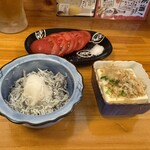 魚善 - シラス　トマト　冷奴