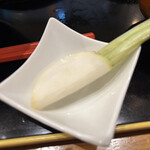 会席料理 かど36 - かぶの糠漬け。ごく浅い漬かりがグー