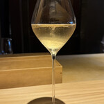 鮨 三心 - お昼間だからシャンパーニュの気分でした。