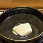 鮨 三心 - 20kgオーバーの天草産クエの酒蒸し。