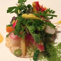 レストラン・モリエール - 旬の野菜の彩りも鮮やかな前菜