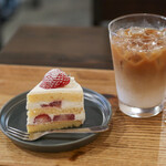 いこい珈琲 - いちごショートケーキ ＆ カフェラテ ＩＣＥ☆