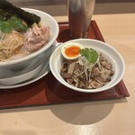 燃えよ麺助 - 