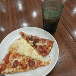 シェーキーズ プラザハウス店 - 