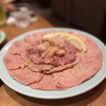 焼肉 静龍苑 - タン塩、ハラミ、ミノ
