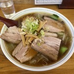 ラーメンの店みよし - もやし特製ラーメン
