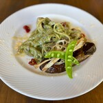 Fortune comes in at the merry gate - イイダコと茄子のジェノベーゼパスタ